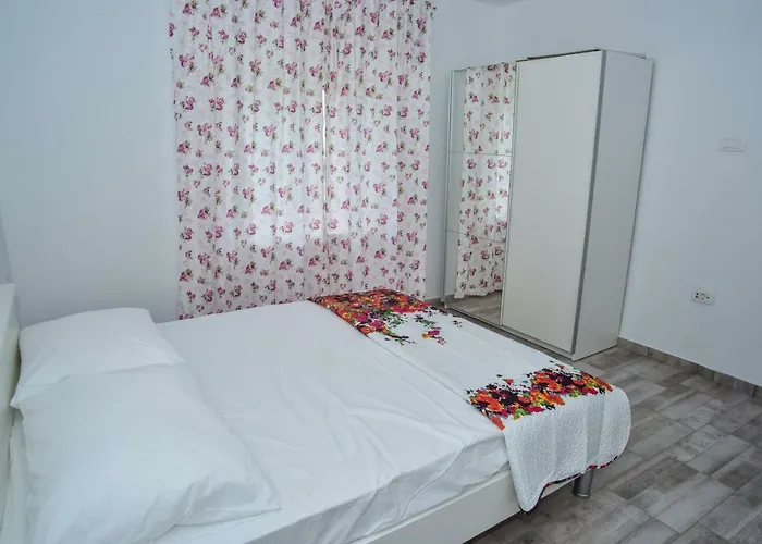 Rubesco Villa Sikovo