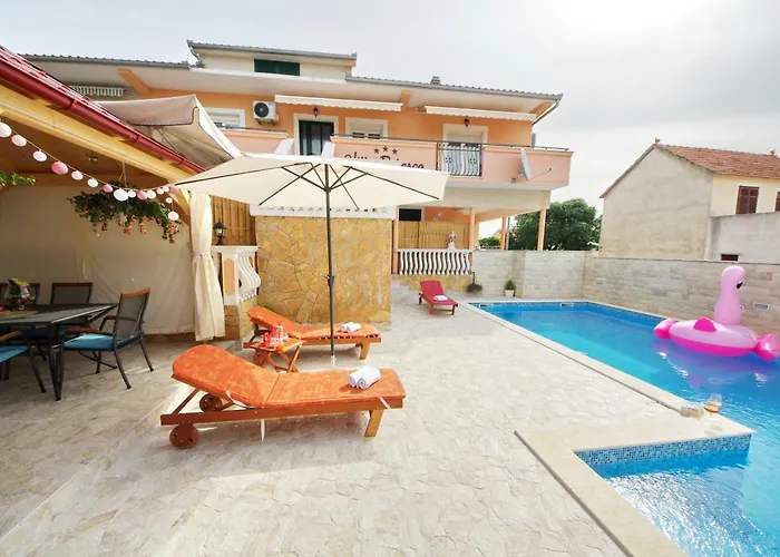 Rubesco Villa Sikovo