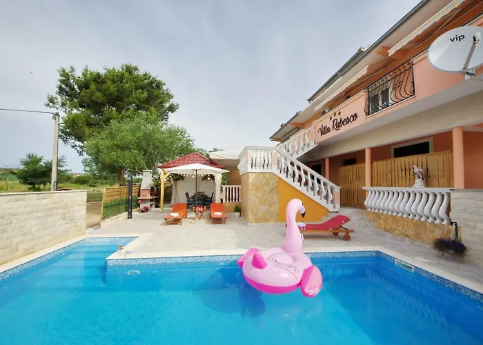 Rubesco Villa Sikovo