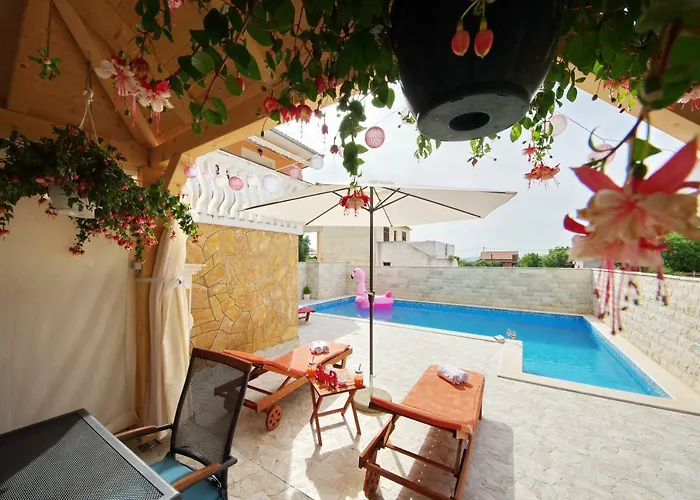 Vila Rubesco *