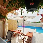 Villa Rubesco *