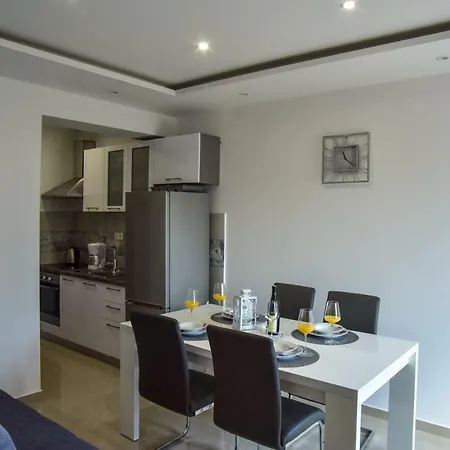 Villa Rubesco Sikovo