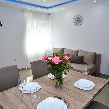 빌라 Rubesco Sikovo