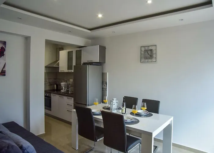 Willa Rubesco Sikovo